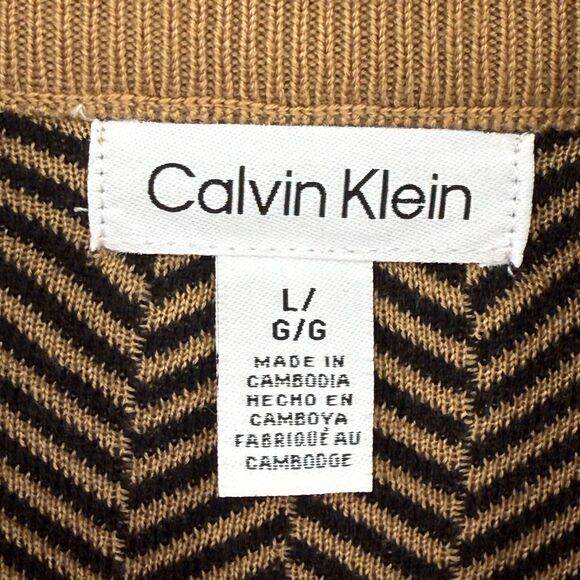 Calvin Klein Chevron Mock Neck Button Detail Sweater Camel Black Women Large NWT - Picture 6 of 8